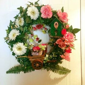 Red Cardinal Wagon Birdnest Rose wreath