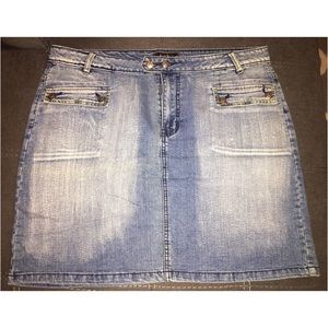 Junior Plus Size Mini Jean Skirt - Light Wash