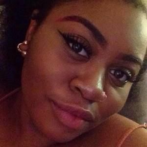 Meet your Posher, Nesha