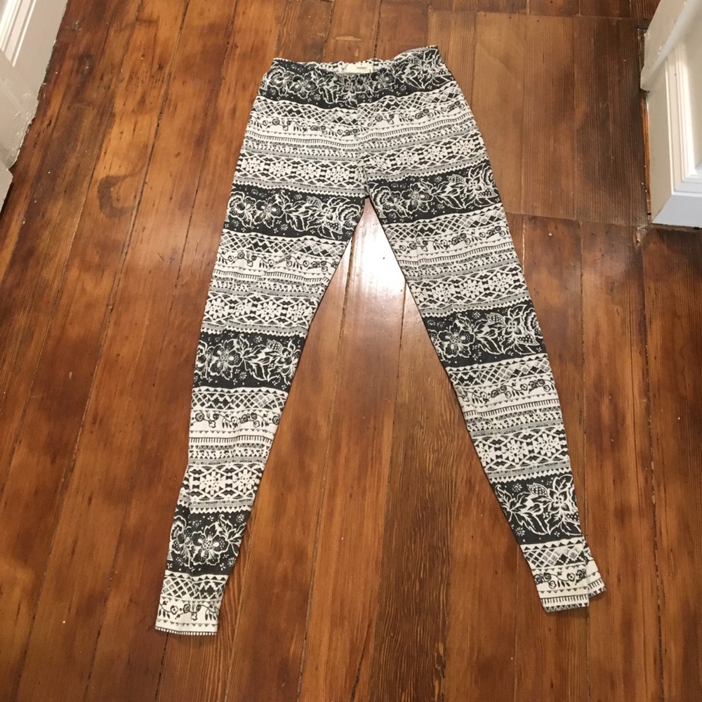 LA Hearts Faux Suede Leggings