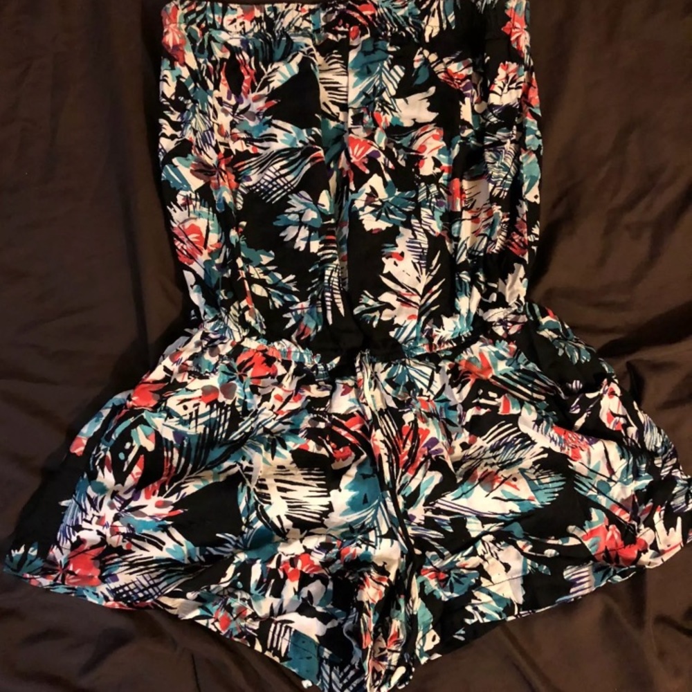 Woman’s floral romper