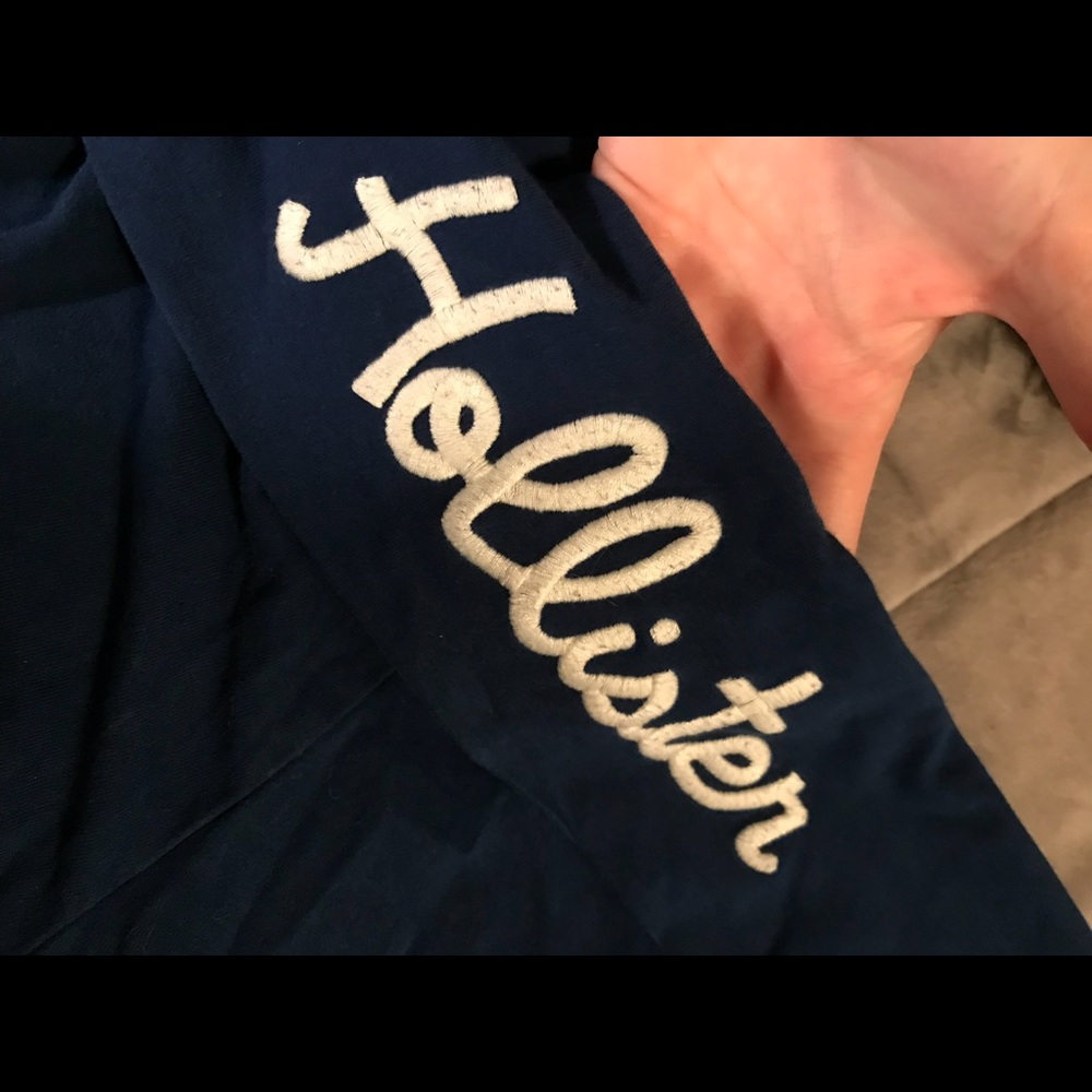 Hollister flare yogas