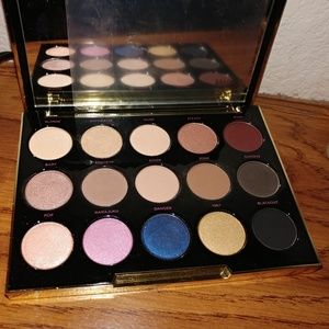 Urban Decay Gwen Stefani Eye shadow palette