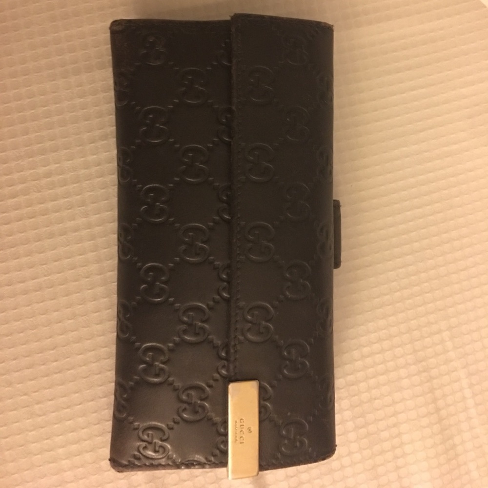 Gucci Leather Logo Wallet