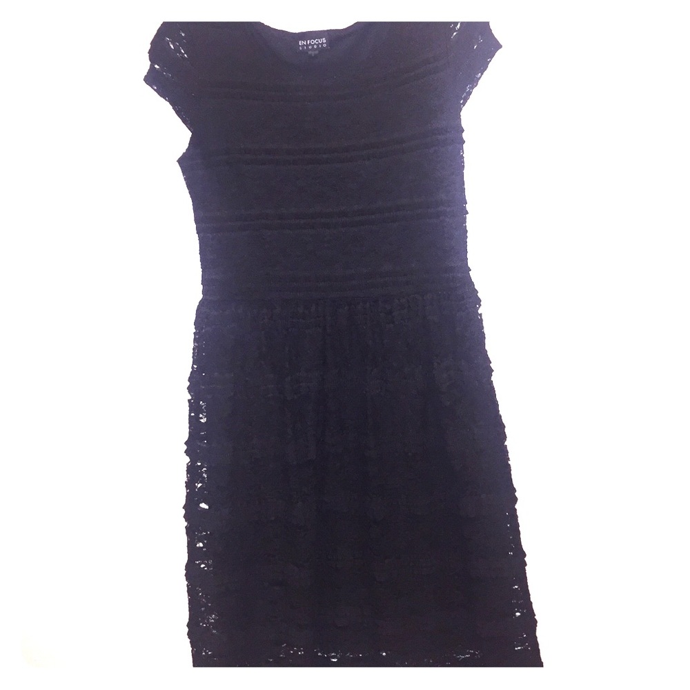 En Focus Black Dress