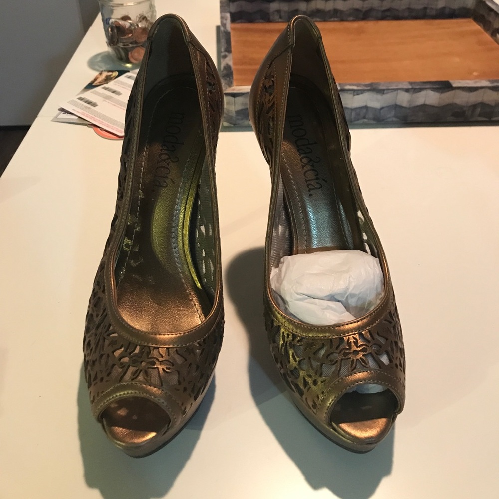 Platform heels