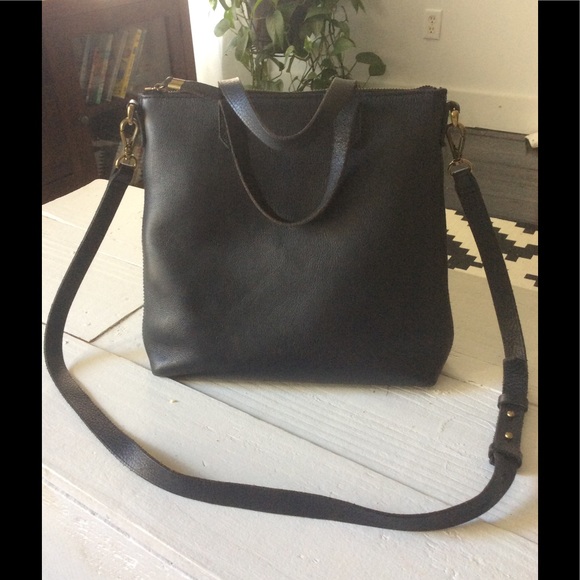 Madewell Handbags - Madewell Transport Crossbody