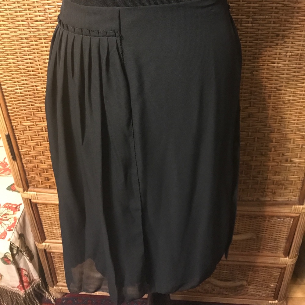 Simply Vera Vera Wang Black Skirt size 10 NWT