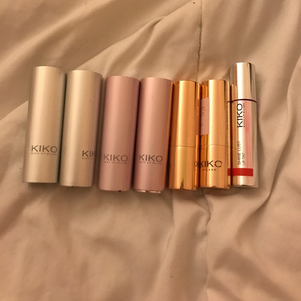 Kiki lipstick lot