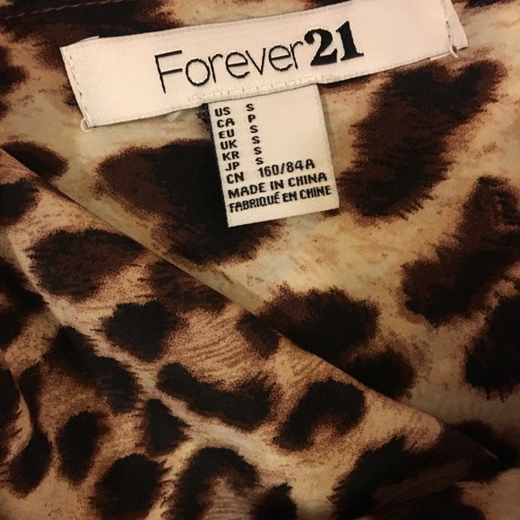 FOREVER 21 - Cheetah print dress - Picture 2 of 3