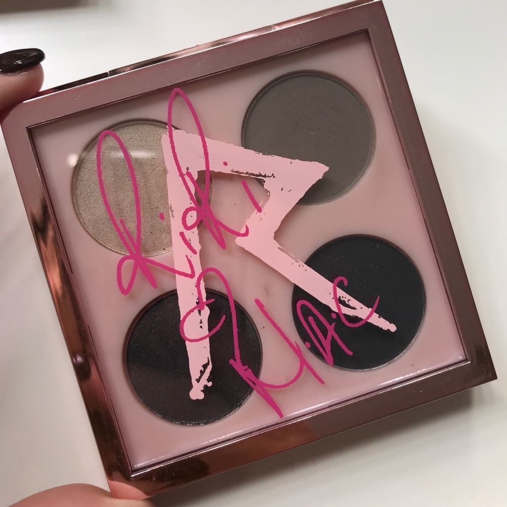 MAC x Rihanna Smoked Cocoa eyeshadow palette
