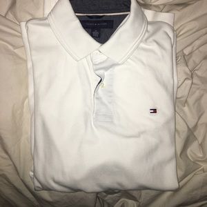 White Tommy Hilfiger polo shirt worn once