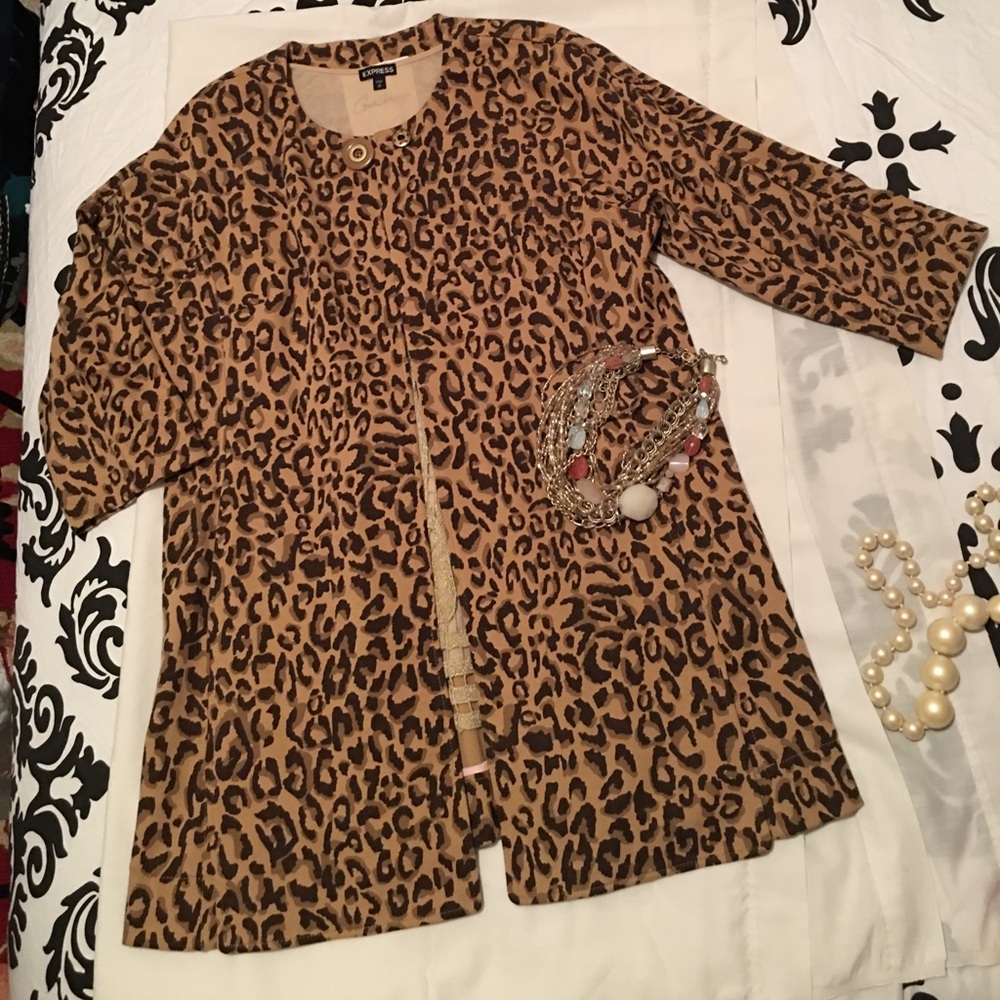 Assert your style in an animal print jacket!