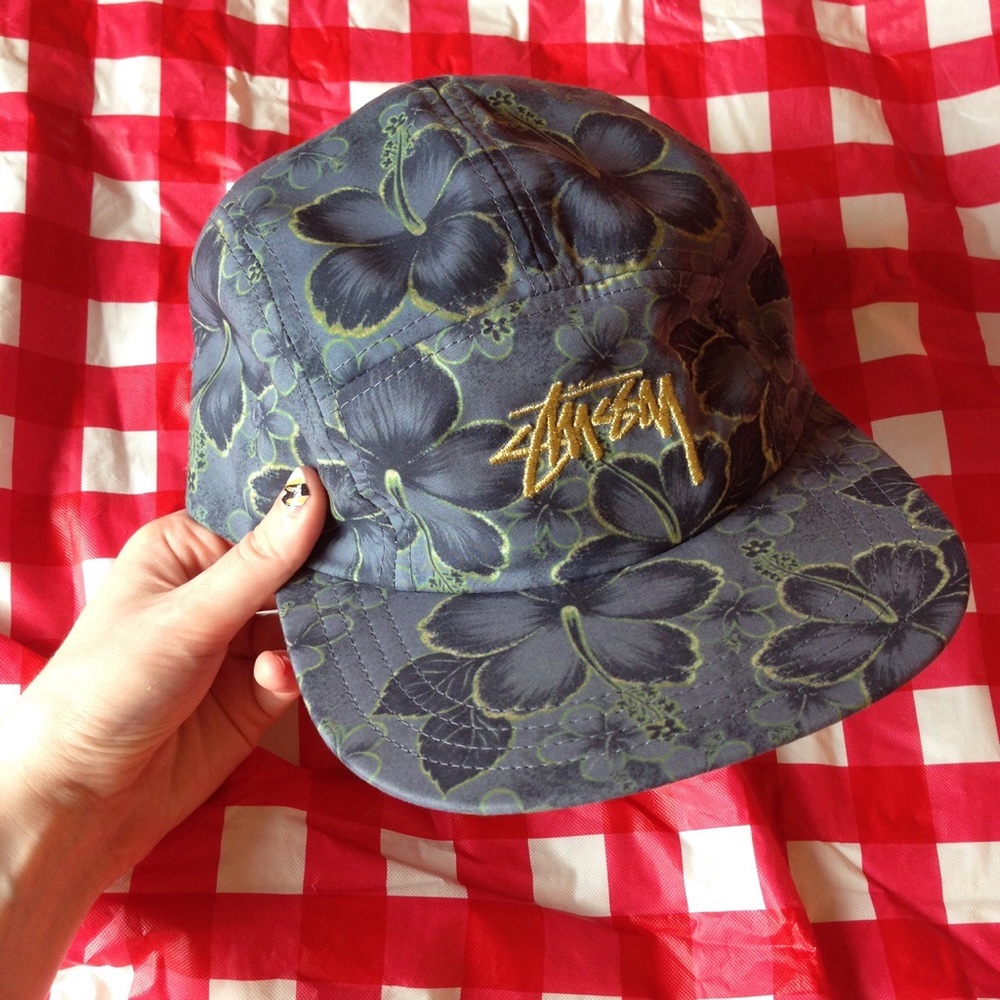 Foral embroidered stussy hat