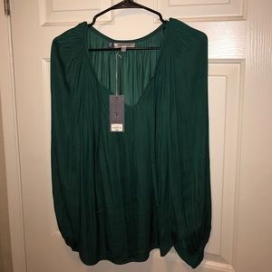 *NEW WITH TAGS* Jennifer Lopez Peasant Blouse