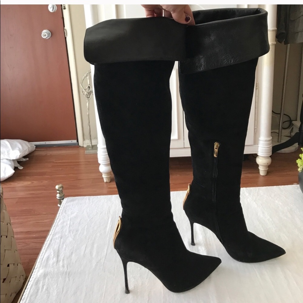 1 hour only !🔥Sergio Rossi black suede boots🔥