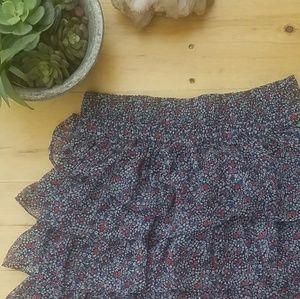 American Eagle Floral Tiered Flouncy Skirt American Eagle Floral Tiered Flouncy Skirt