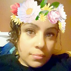 Meet your Posher, Iris