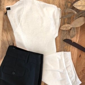 Banana Republic White V-Neck Lightweight Sweater Banana Republic White V-Neck Lightweight Sweater
