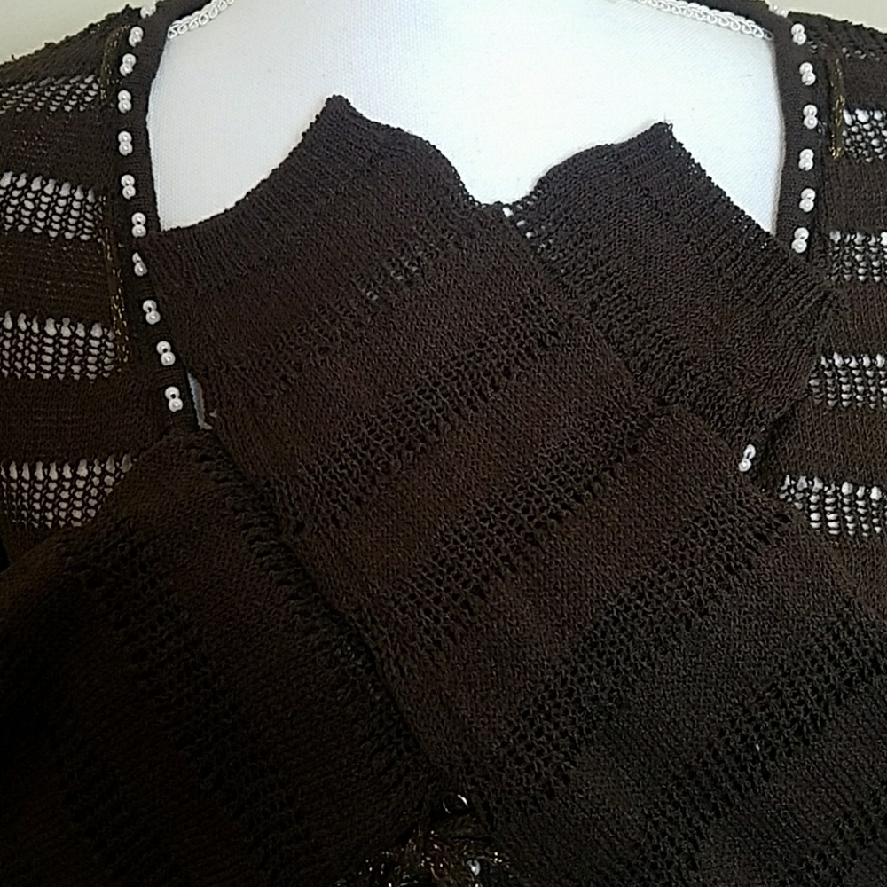Sweater - Picture 5 of 6