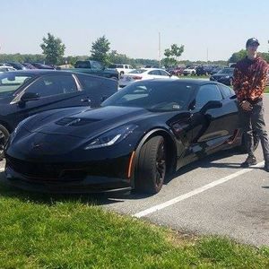 Meet your Posher, Dennis