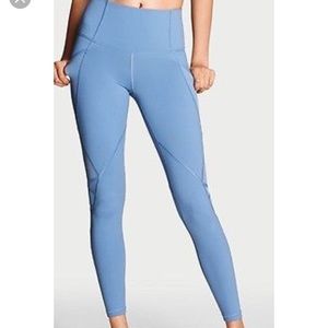 Knockout by Victoria Sport Workout tight