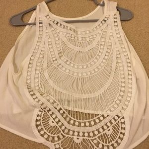 Detailed white top