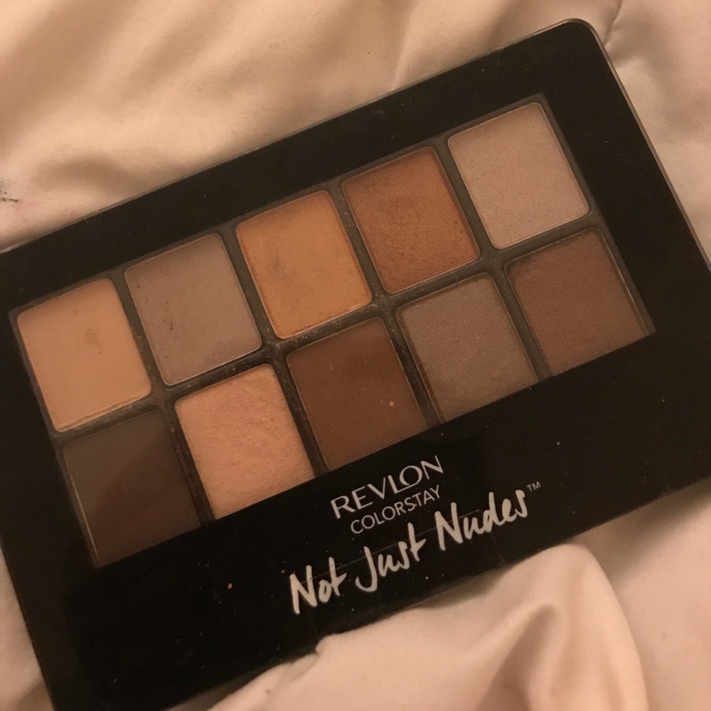 revlon eyeshadow palate