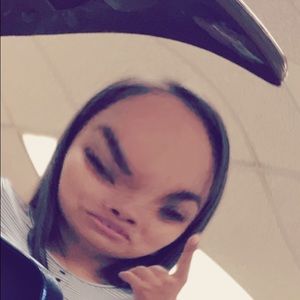 Meet your Posher, Max