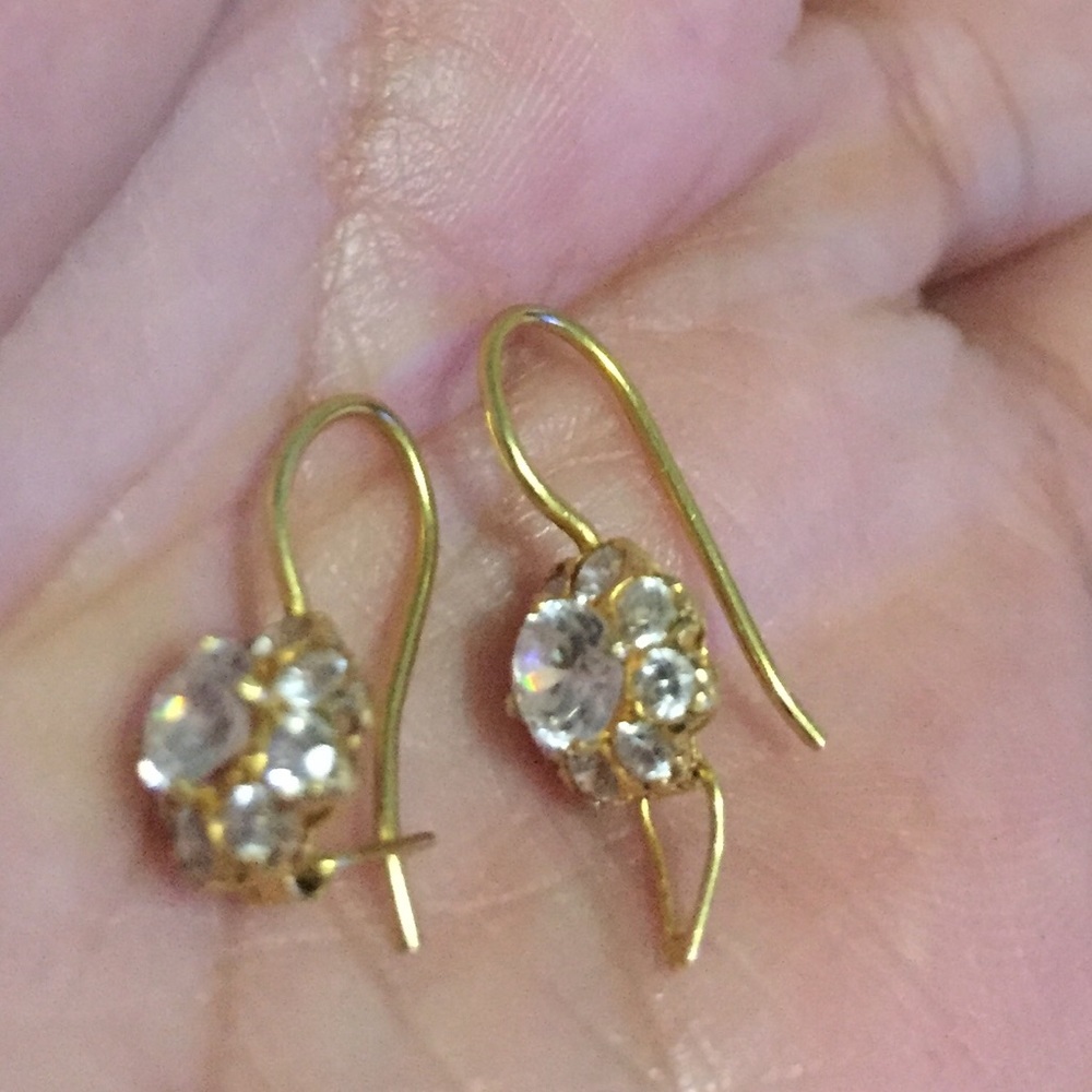 Earrings - Picture 2 of 4