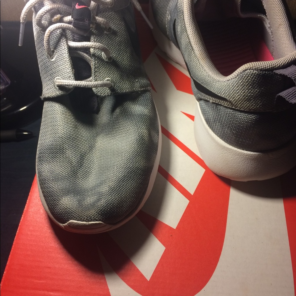 Nike Rosherun Print Sz 6 MENS