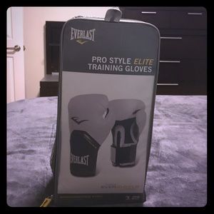 EVERLAST Pro Style Elite Training Gloves