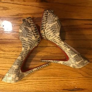 Christian Louboutin Python Very Prive Heels 36.5 Christian Louboutin Python Very Prive Heels 36.5