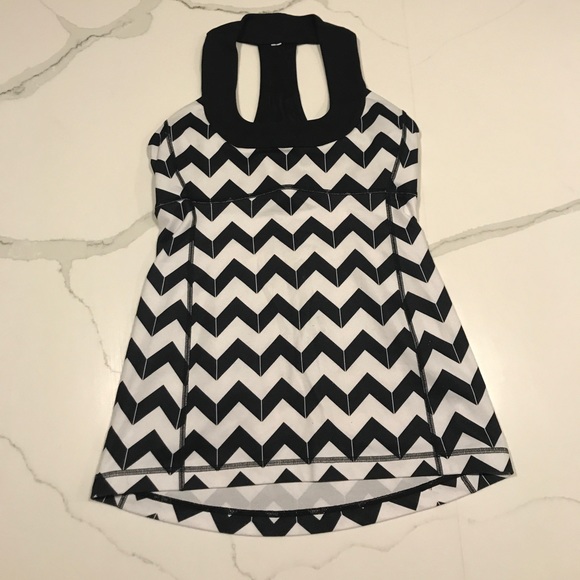 Lululemon chevron tank - Picture 1 of 4