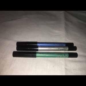 Kat Von D mini autograph liners