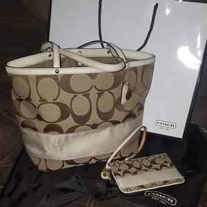 Coach tote