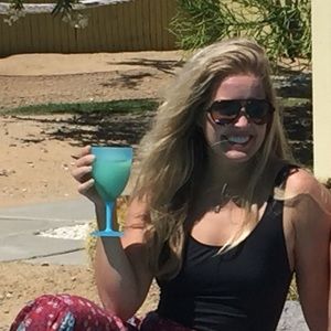 Meet your Posher, Meredith