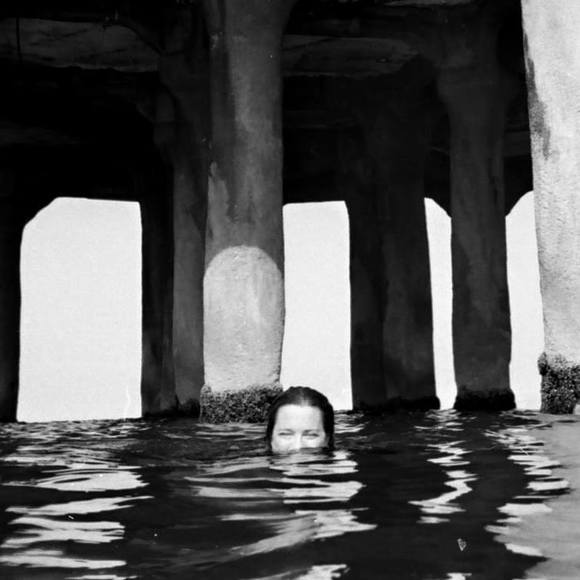 Meet your Posher, Vania - Picture 2 of 5