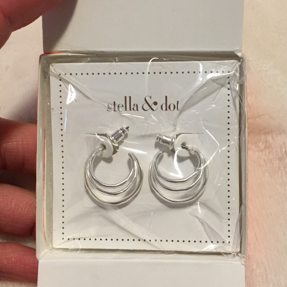 Stella & Dot Triad hoops