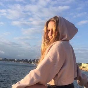 Meet your Posher, Lolita