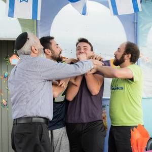 Meet your Posher, Max