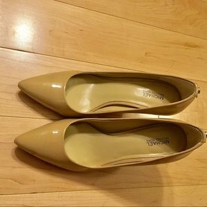 Micheal Kors pump