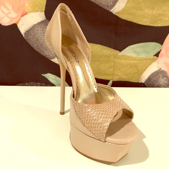 bebe snake heels