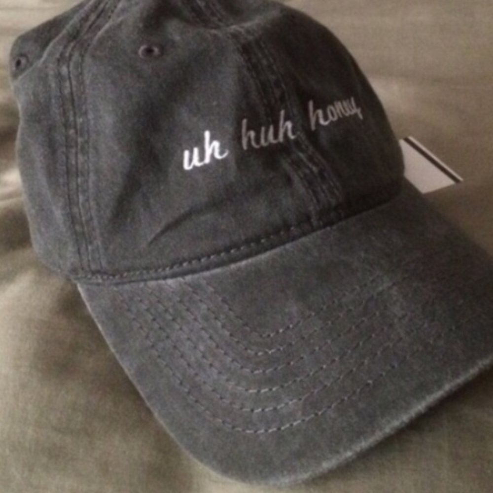 Brandy Melville Hat