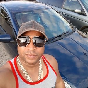 Meet your Posher, Geordanis