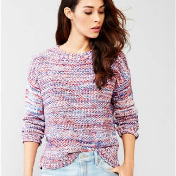 GAP Sweaters - Cozy Multicolored GAP Crewneck Sweater