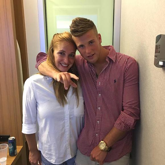 Meet your Posher, Mark - Picture 1 of 1