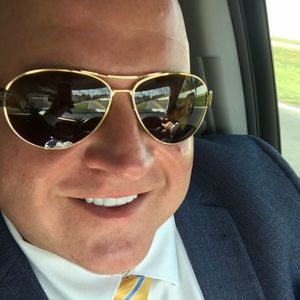 Meet your Posher, Gordon