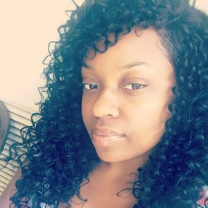 Meet your Posher, Shamia