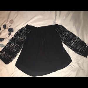 Off the shoulder black loose blouse